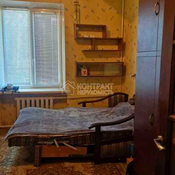 Дванадцятого Квітня вул., 13