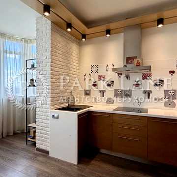 Юрія Кондратюка вул., 7