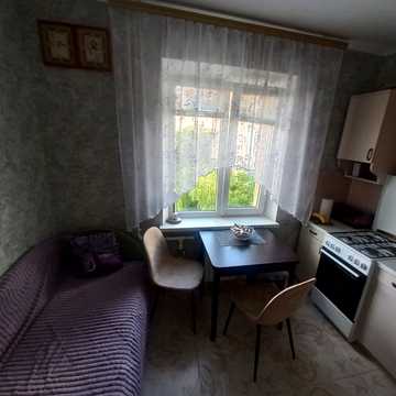 Андрія Мельника вул., 20