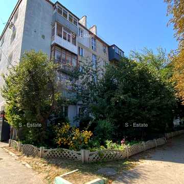 Ново-Баварський просп. (Ілліча), 99