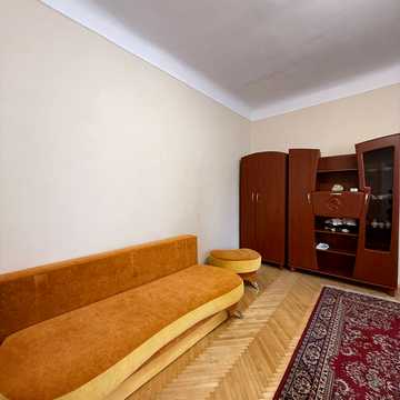 Замкнена вул., 13