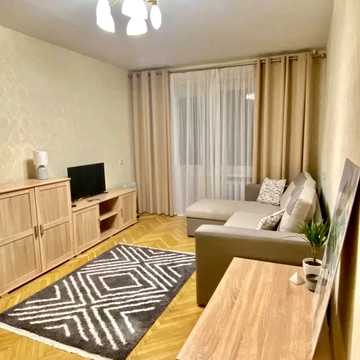 Євгена Коновальця вул. (Щорса), 15 к1