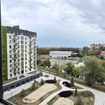 Приозерна вул., (Будинок 23)