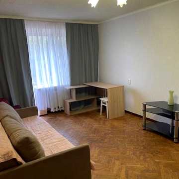 Дністерська вул. (Двінська), 1