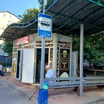 Парусна вул. (Героїв Сталінграду), 9