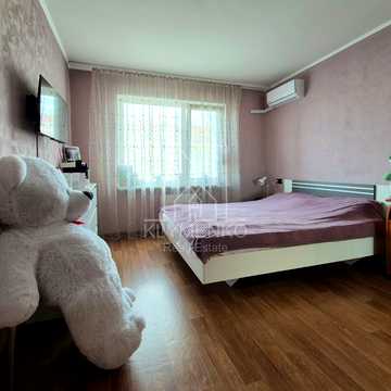 Бориса Гмирі вул., 12-Б