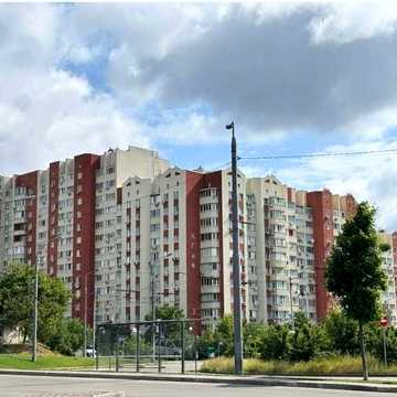 Кадетський Гай вул., 3