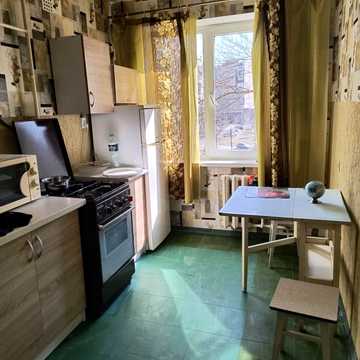 Десантна вул., 7