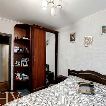 Київська вул., 14