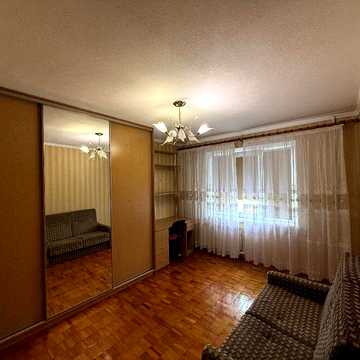 Милославська вул., 19