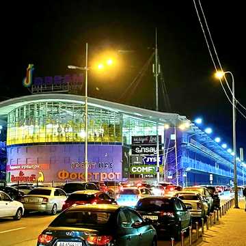 Героїв полку "Азов" вул. (Маршала Малиновського), 1-А