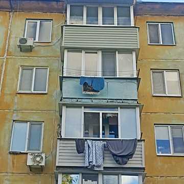Гірників вул., 26