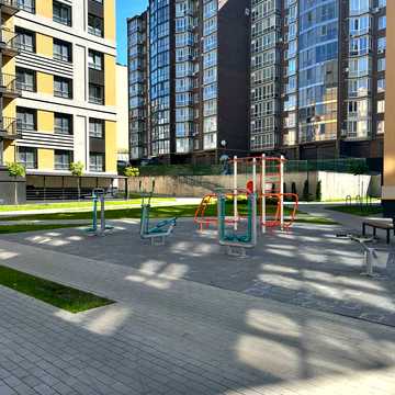 Панаса Мирного вул., 20/1