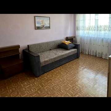 Володимира Антоновича вул. (Свердлова), 63
