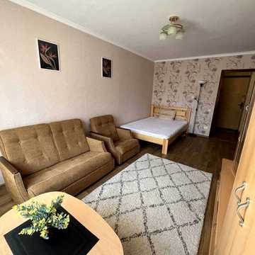 Голосіївський просп. (40-річчя Жовтня), 11