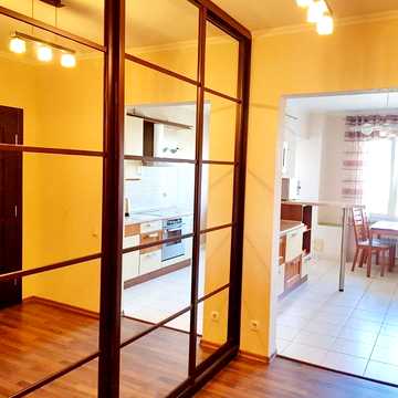 Миколи Бажана просп., 36