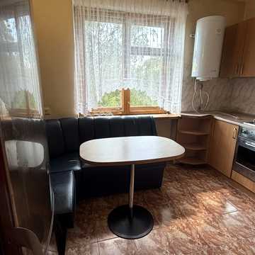 Пономарьова вул., 2-А