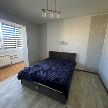 Ревуцького вул., 25