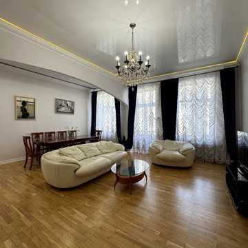Шота Руставелі вул., 12