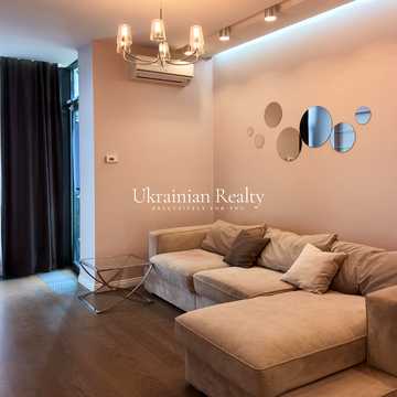 Болсуновська вул. (Сергія Струтинського), 2