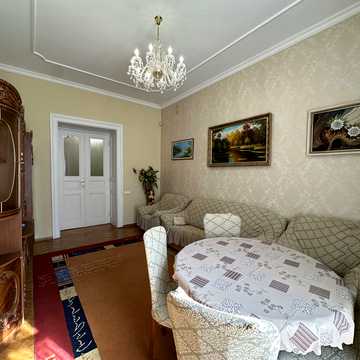 Шептицьких вул., 3