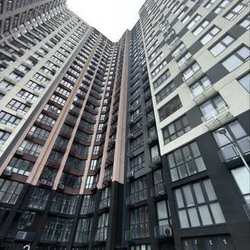 Івана Франка вул., 40 к1