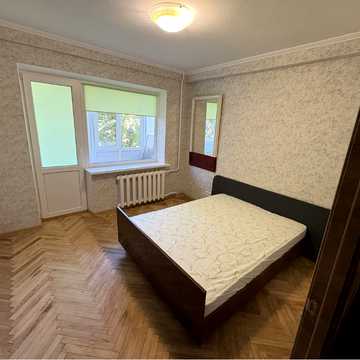 Мрії вул. (Академіка Туполєва), 18