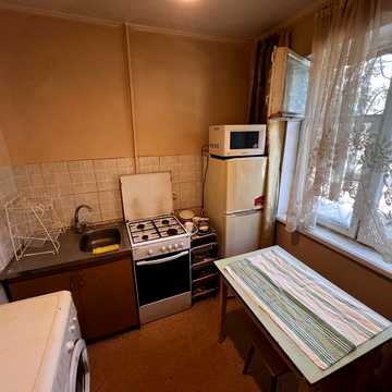 Петра Калнишевського просп. (Косіора), 5