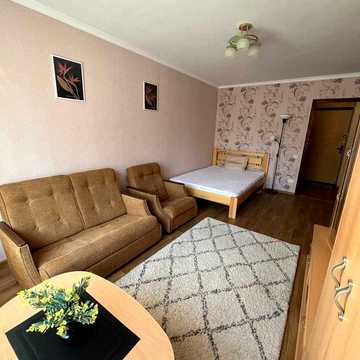 Голосіївський просп. (40-річчя Жовтня), 11