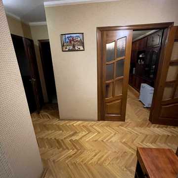 Святошинський пров., 2