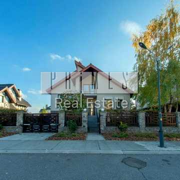 Лютнева вул., 58