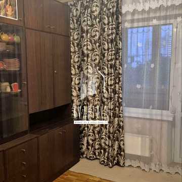 Срібнокільська вул., 16