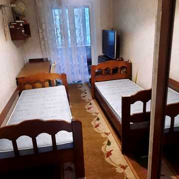 Академіка Янгеля вул., 15