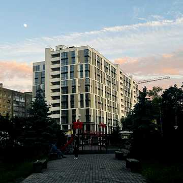 Гната Хоткевича вул., (Будинок)