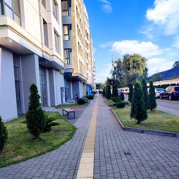 Карла Мікльоша вул., 20-Б