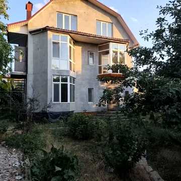 Учнівська вул.