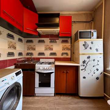 Київська вул., 302