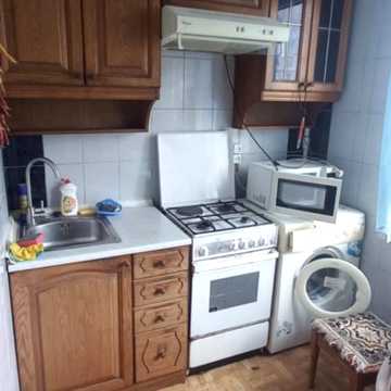 Валентинівська вул., 15б