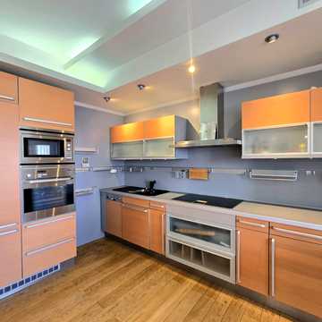 Лесі Українки бульв., 30-Б