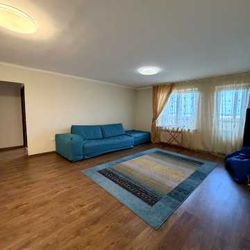 Сергія Москаленка вул. (Красовського), 8-Б