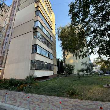 Симона Петлюри вул. (Черняховського), 13