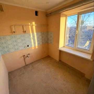Грушевського, 20