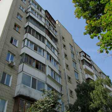 Деміївська вул., 37