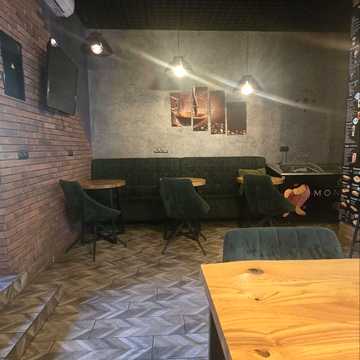 Торгова вул., 17