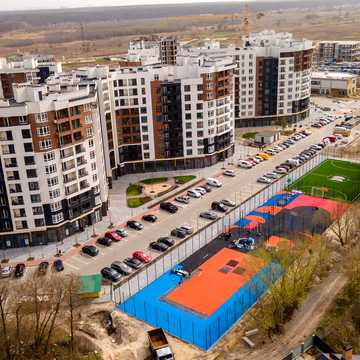 Ольги Кобилянської вул. (Достоєвського), (Будинок 42)