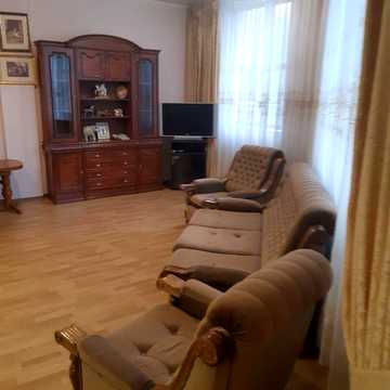 Шевченка просп., 33