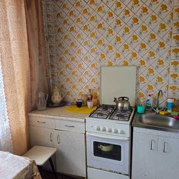 Тарасівський в'їзд, 4