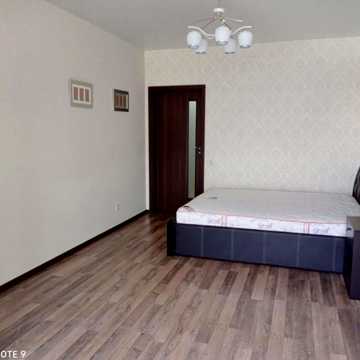 Драгоманова вул., 2-Б