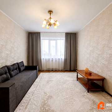 Тростянецька вул., 3
