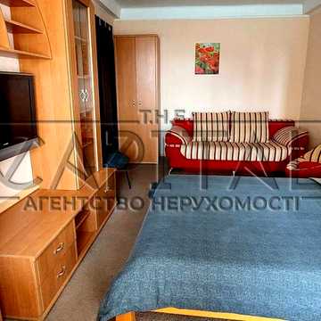 Лесі Українки бульв., 28